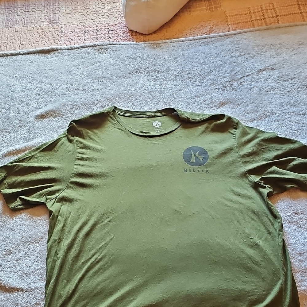 Green Short Sleeve Crew Neck Tee with Logo